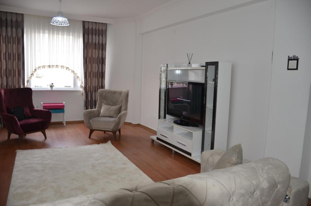 Appartement Cosy Et Tout Equipe Au Coeur D'Анталия Екстериор снимка