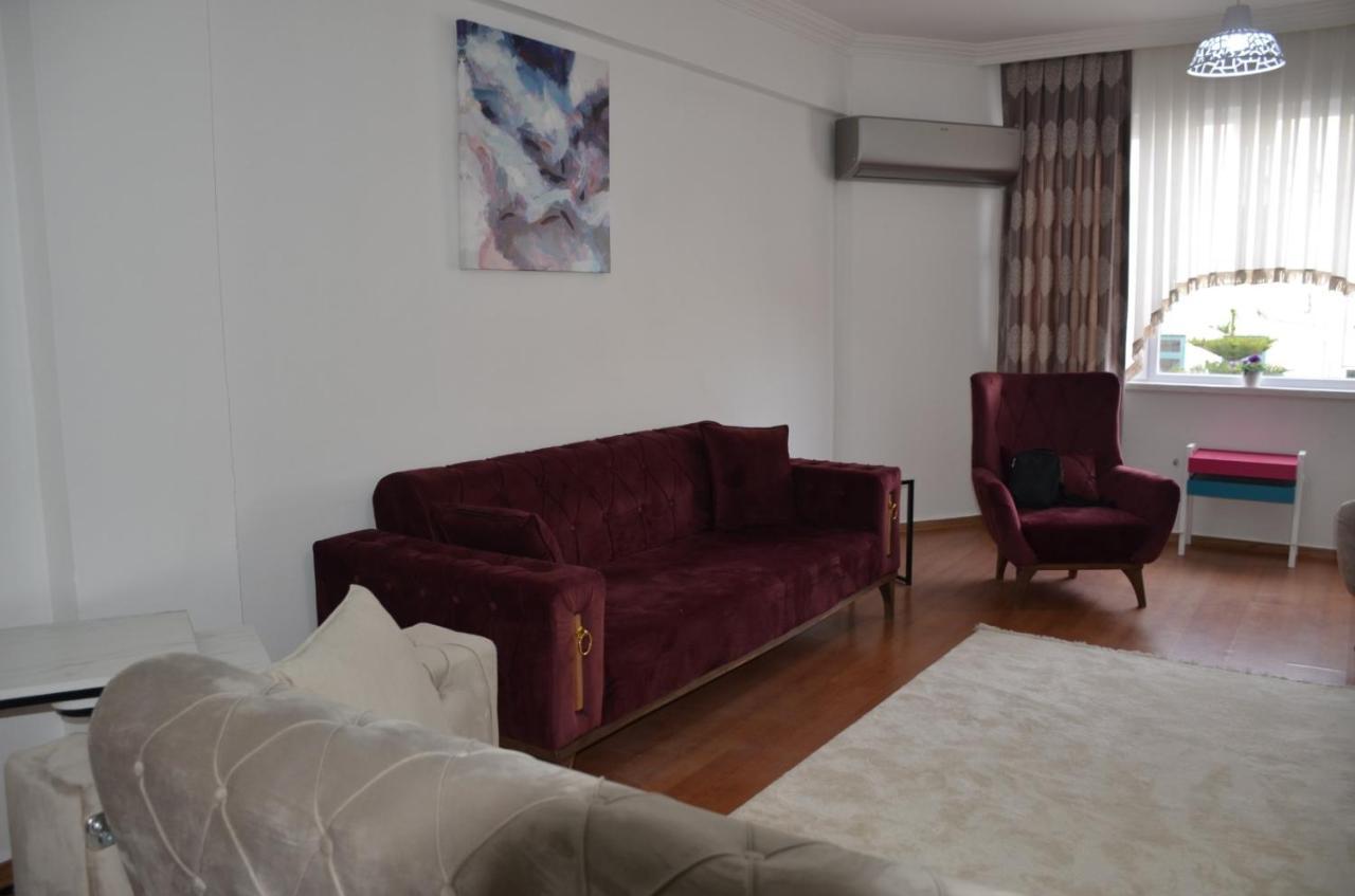 Appartement Cosy Et Tout Equipe Au Coeur D'Анталия Екстериор снимка